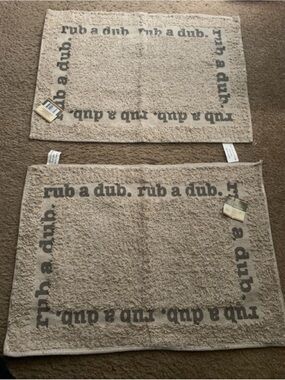 Home Collection Beige Bath Mat Set with 'rub a dub' Border